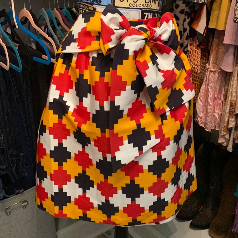 Elizabeth McKay Houndstooth Skirt